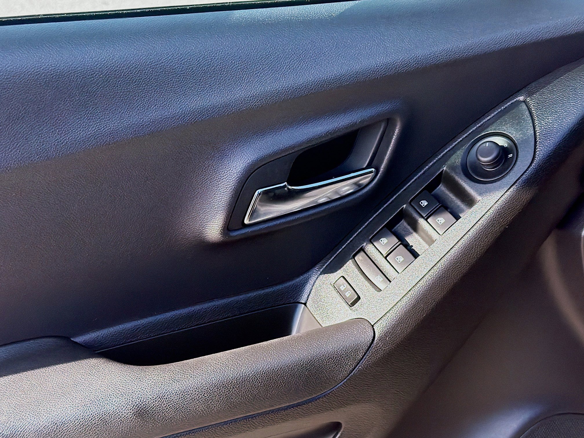 Used 2019 Chevrolet Trax LT image 16