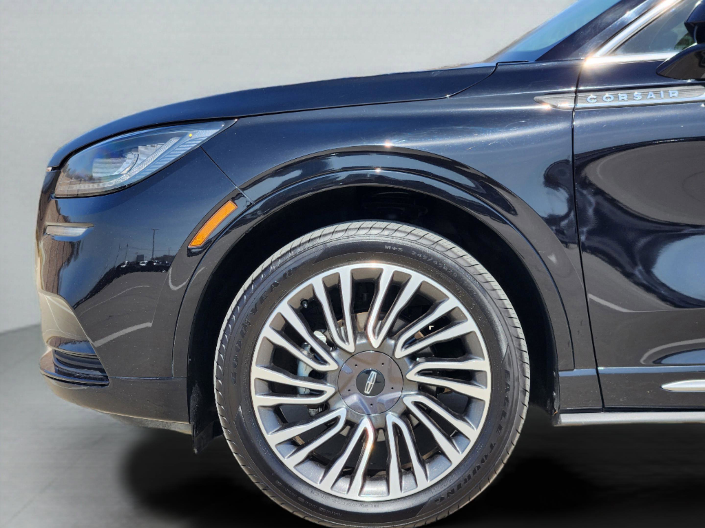 Used 2022 Lincoln Corsair AWD w/ Premium Package image 10