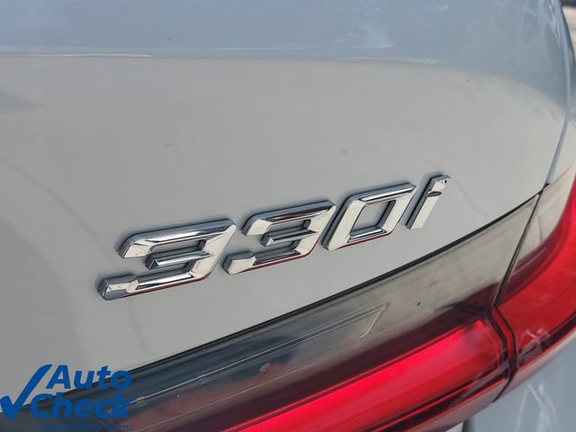Used 2024 BMW 330i Sedan w/ Convenience Package RWD image 9