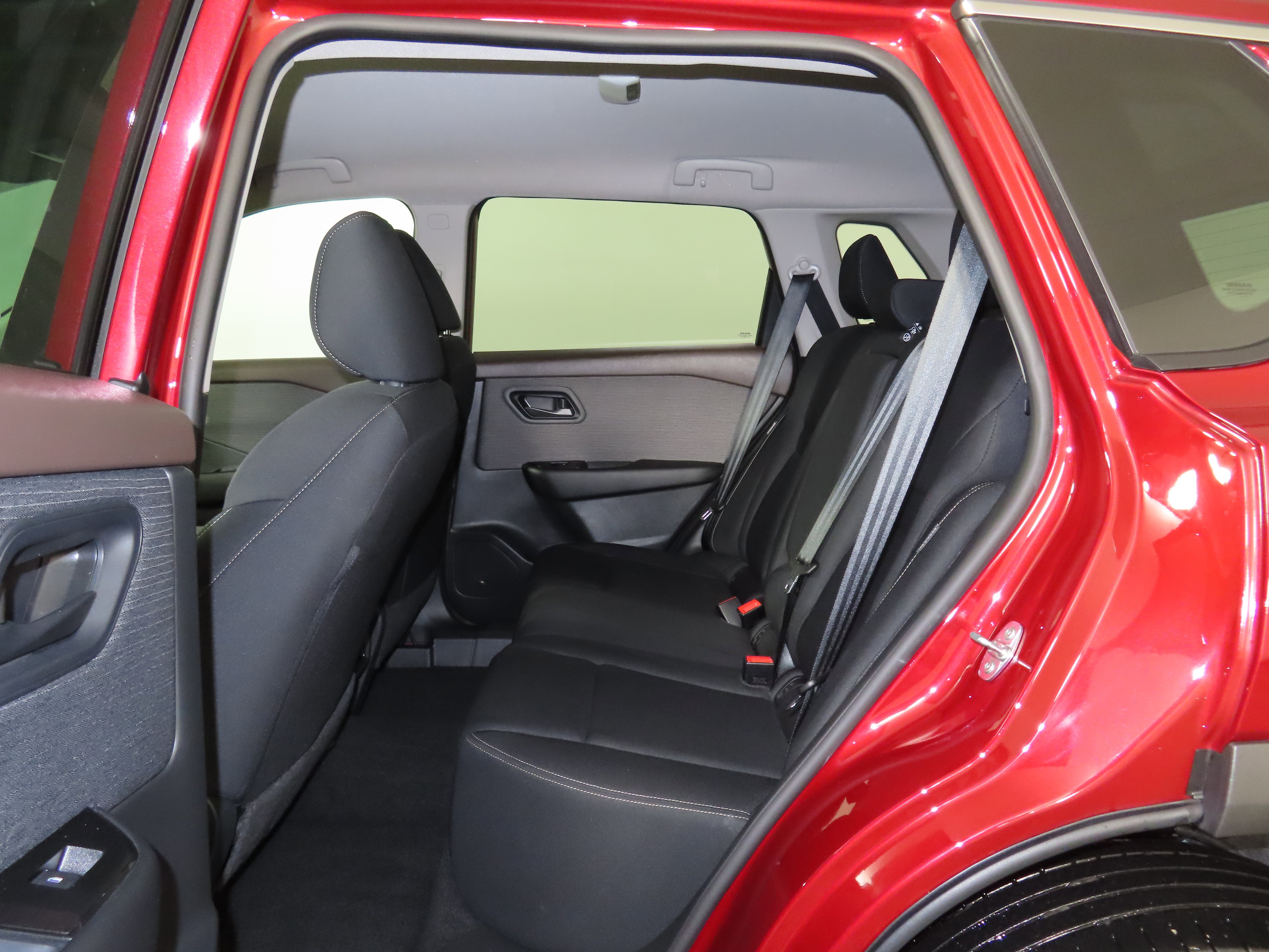 Certified 2023 Nissan Rogue S image 7