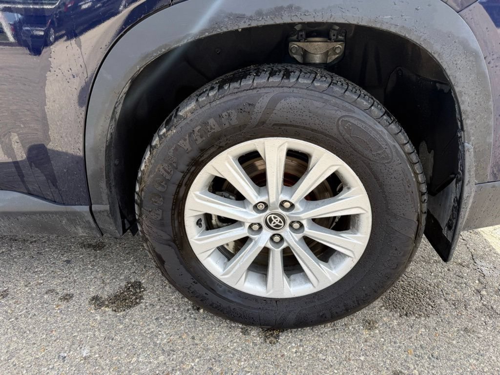 Used 2024 Toyota Grand Highlander AWD image 18