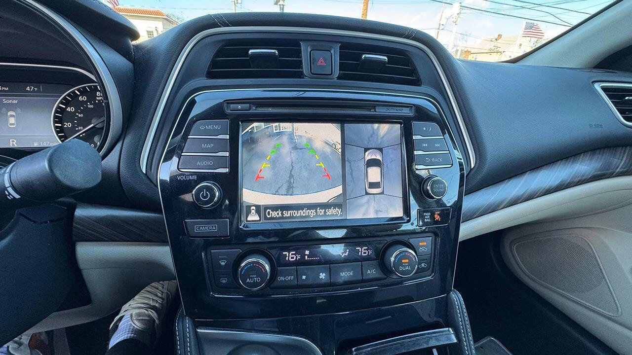 Used 2016 Nissan Maxima Platinum image 11