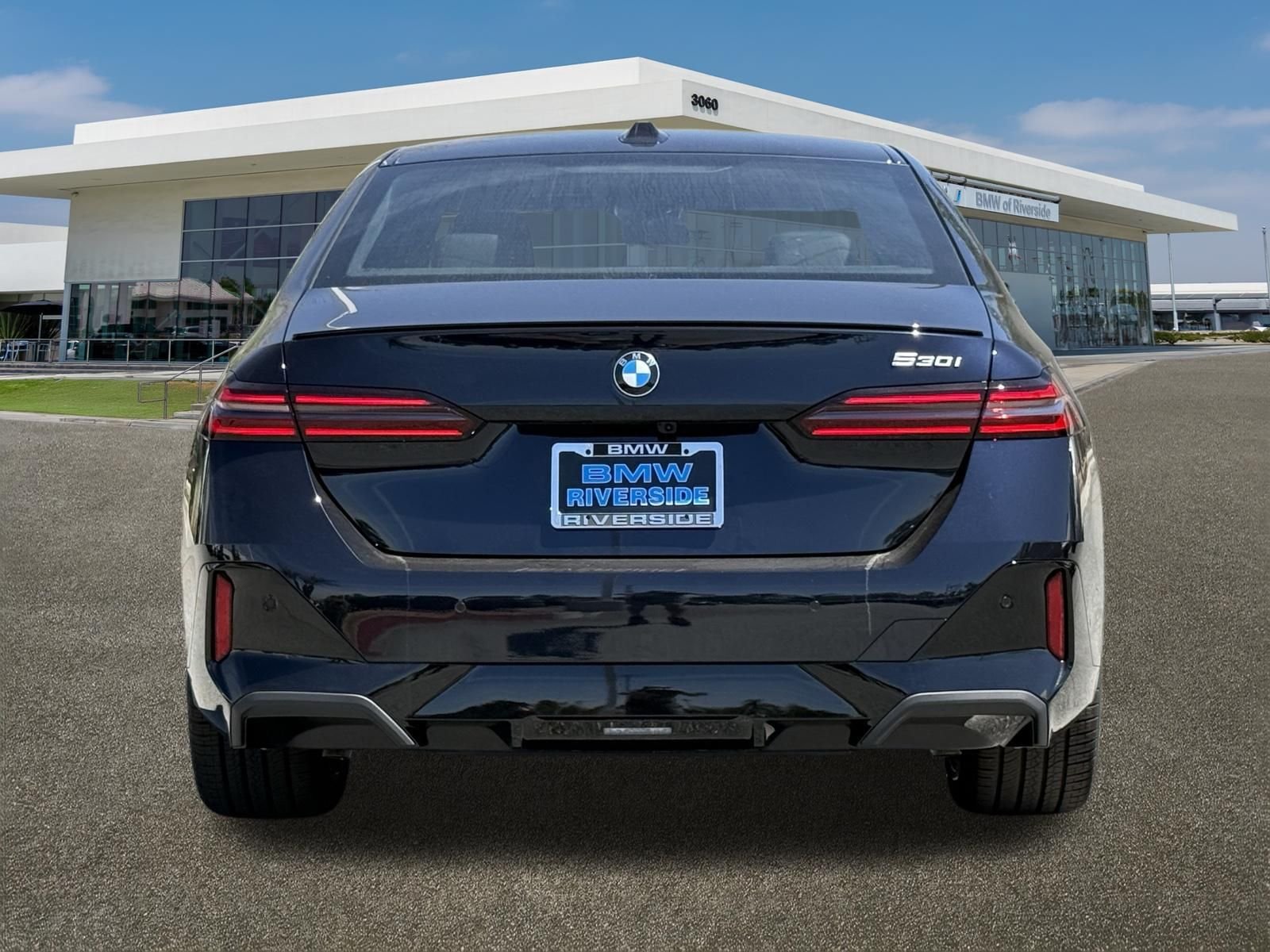 New 2026 BMW 530i w/ M Sport Package RWD image 9