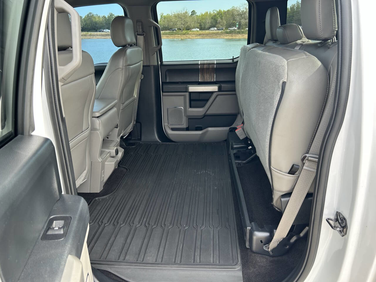 Used 2020 Ford F150 Lariat w/ Equipment Group 501A Mid image 36