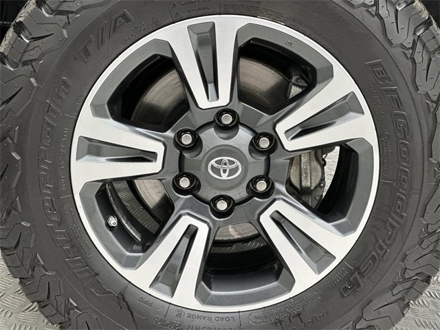 Used 2019 Toyota Tacoma TRD Sport image 10