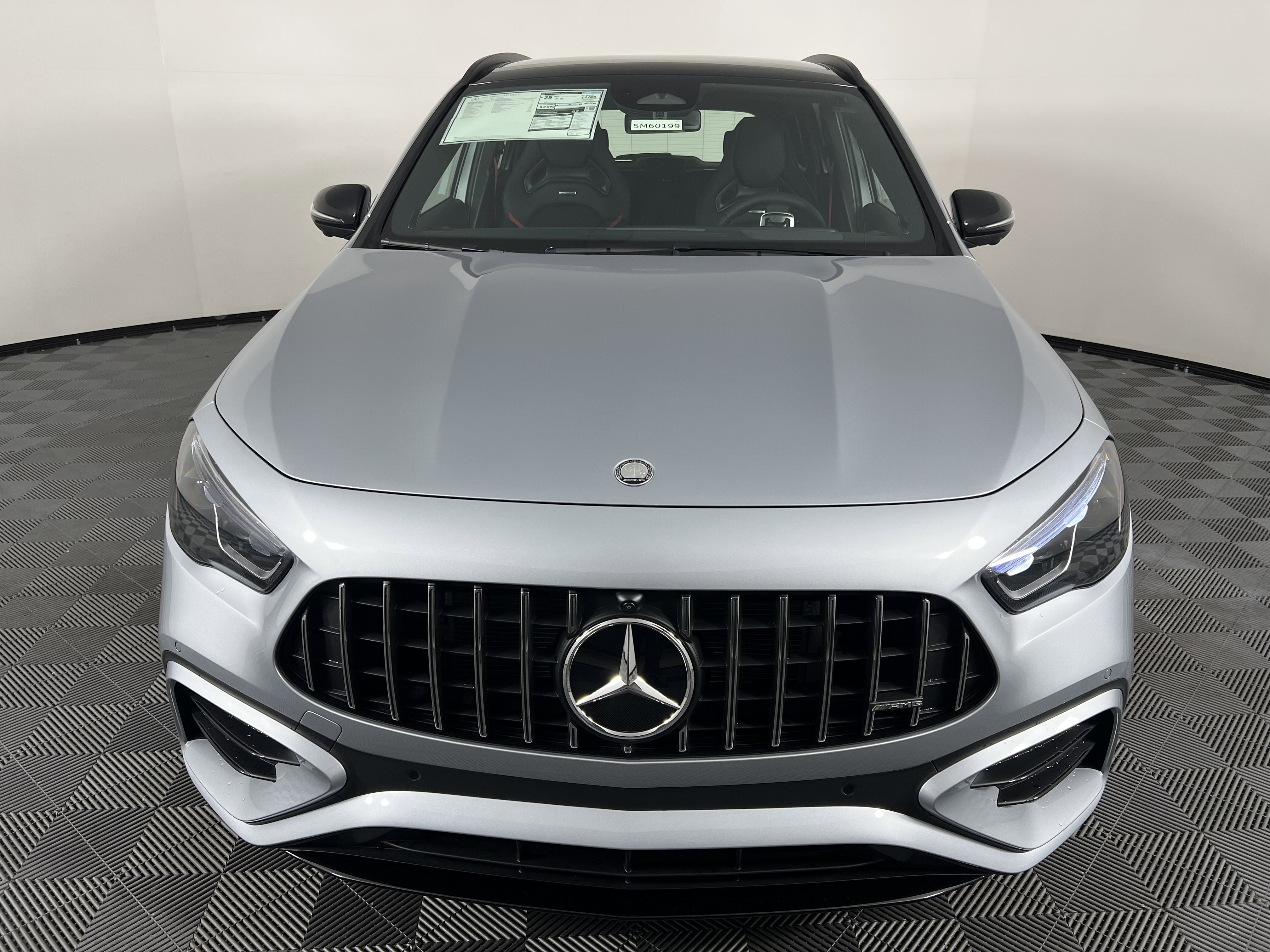 New 2026 Mercedes-Benz GLA 35 AMG 4MATIC image 5