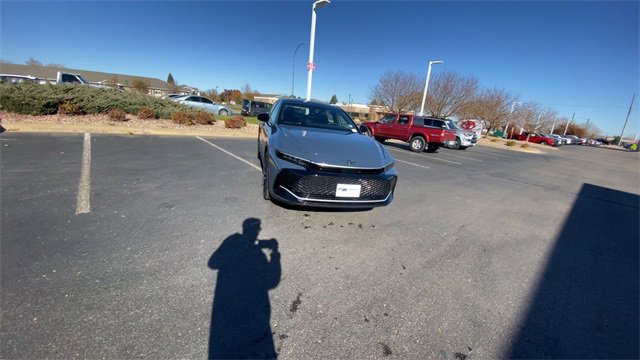 New 2026 Toyota Crown Nightshade image 2