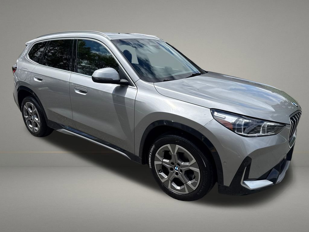 Used 2025 BMW X1 xDrive28i AWD/4WD image 8