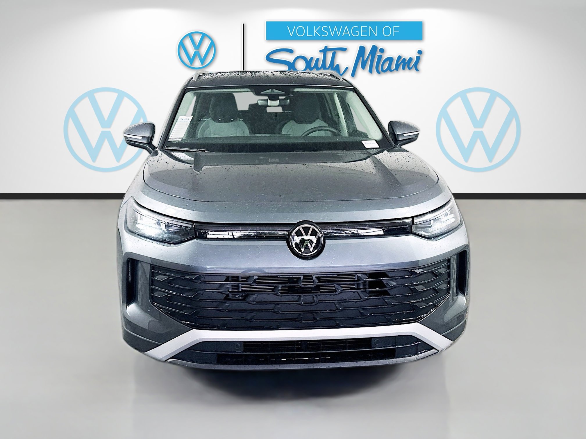 Certified 2025 Volkswagen Tiguan S FWD image 3