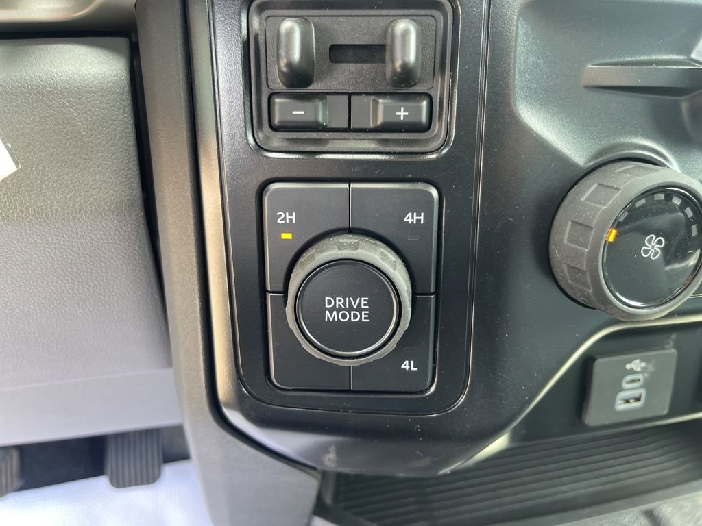 New 2025 Ford F600 4x4 Regular Cab Super Duty w/ XL Chrome Package image 17