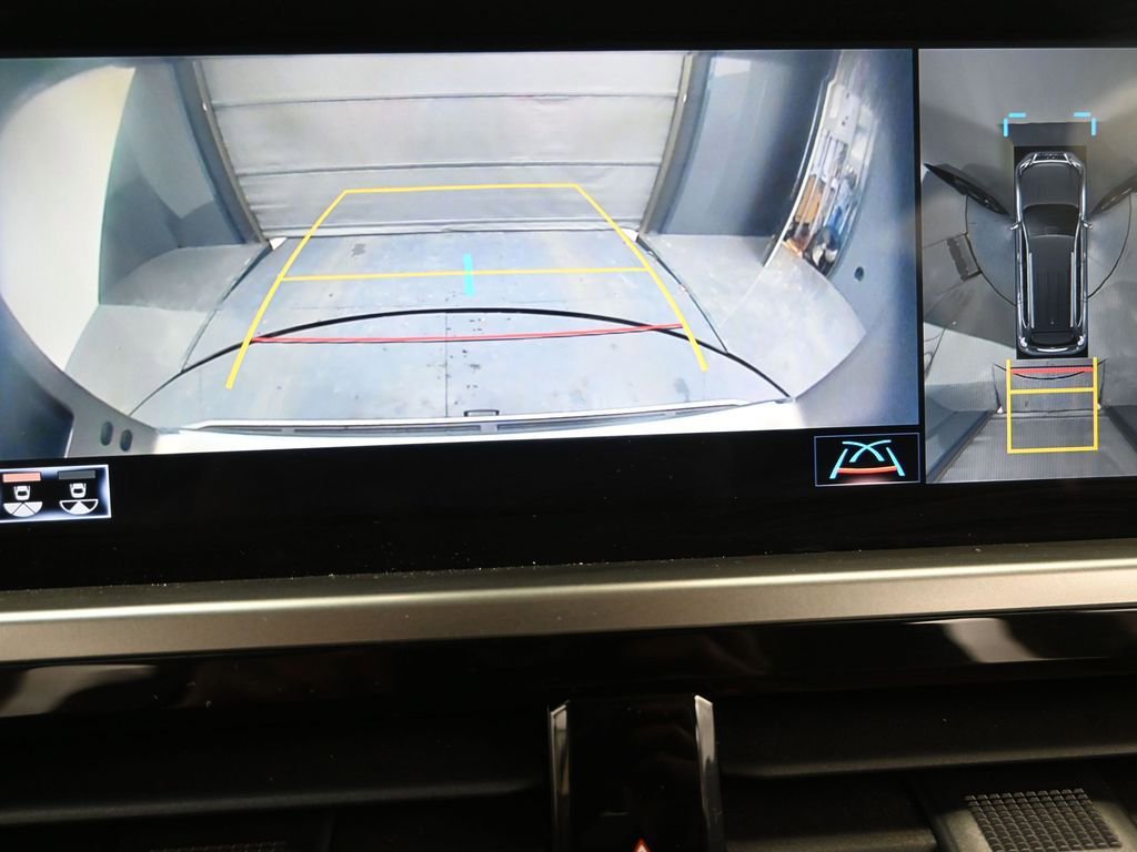 Used 2023 Lexus GX 460 Luxury w/ Sport Design Package image 26