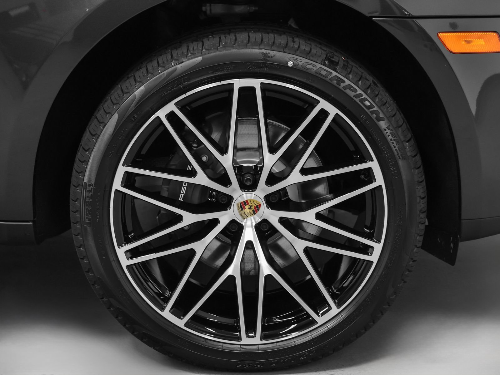 New 2026 Porsche Macan AWD/4WD image 14