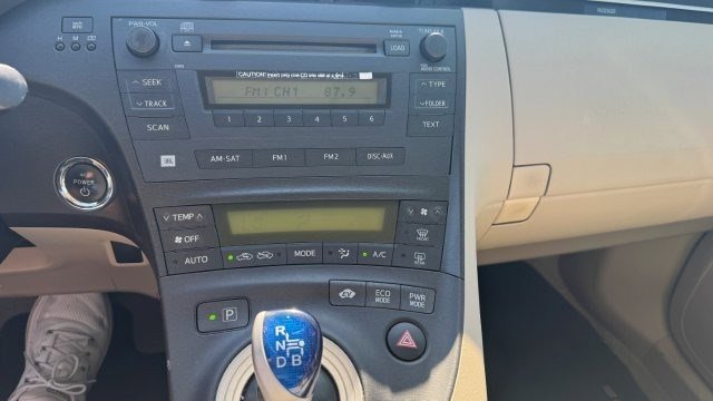 Used 2011 Toyota Prius Three image 8