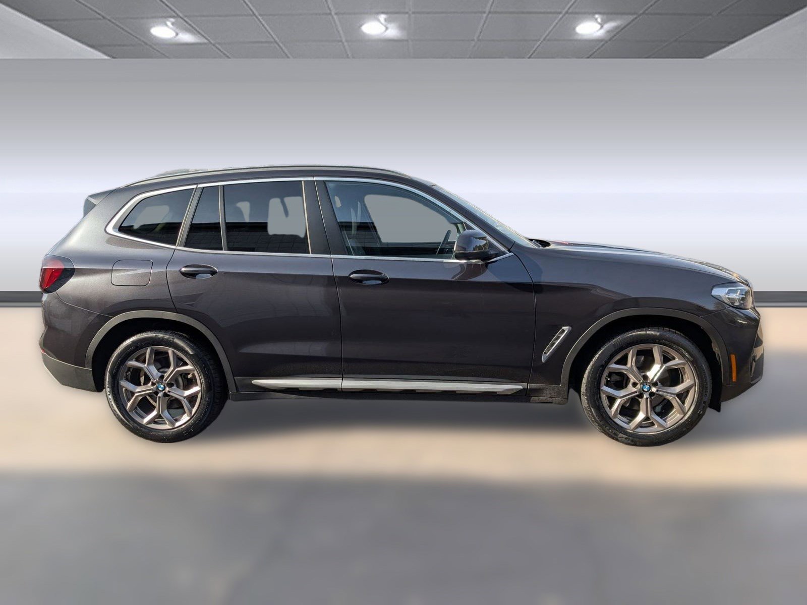 Used 2024 BMW X3 sDrive30i w/ Convenience Package w/ZPA image 8