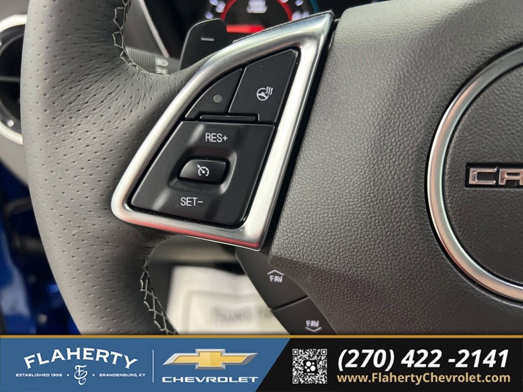 Used 2018 Chevrolet Camaro SS RWD image 21