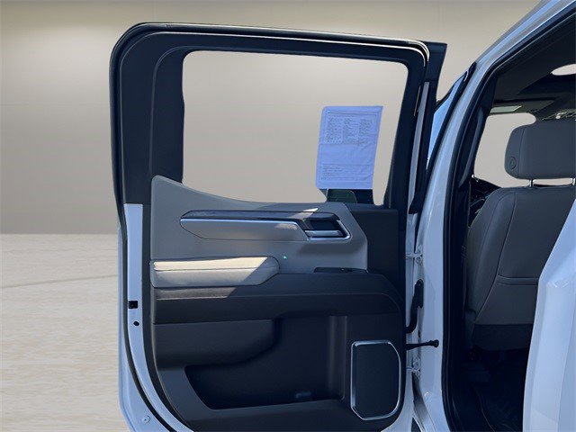 Certified 2024 Chevrolet Silverado 1500 LTZ w/ LTZ Premium Package image 30