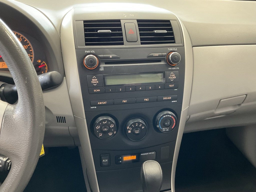 Used 2010 Toyota Corolla LE image 12