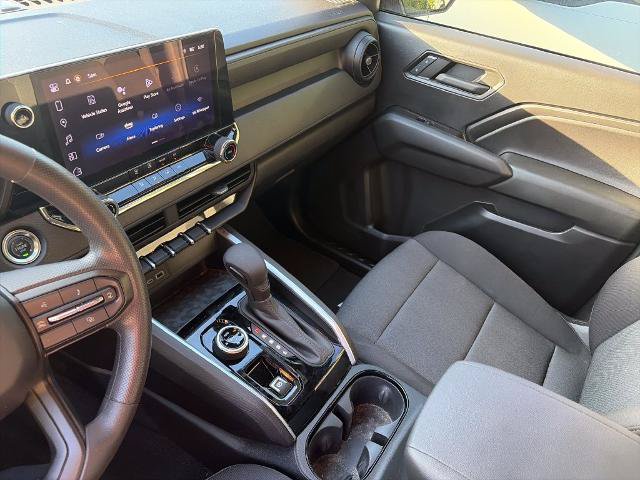Used 2024 Chevrolet Colorado Trail Boss w/ Technology Package AWD/4WD image 24