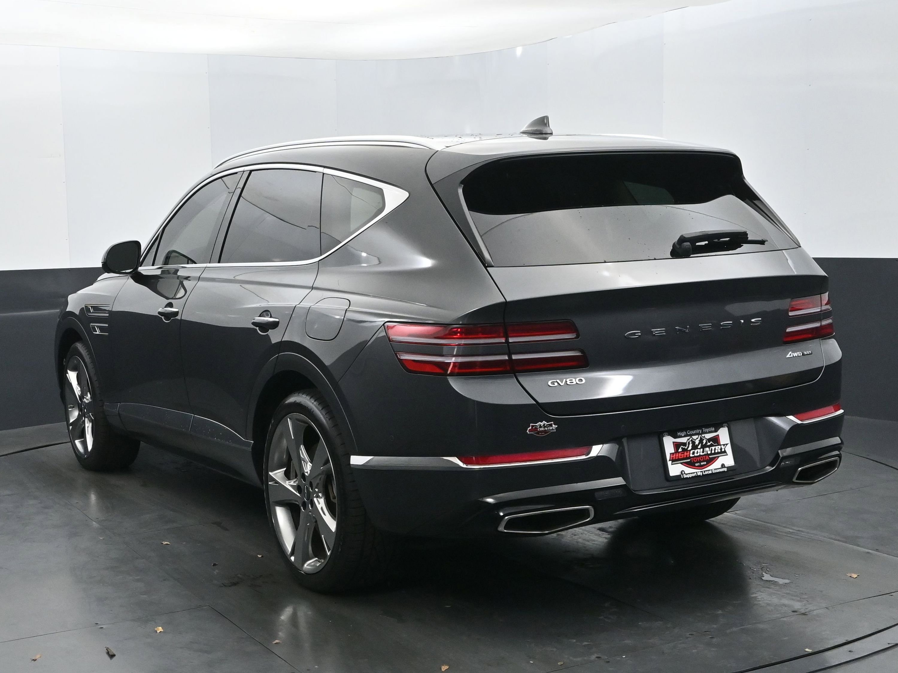 Used 2023 Genesis GV80 3.5T w/ Prestige Package image 4