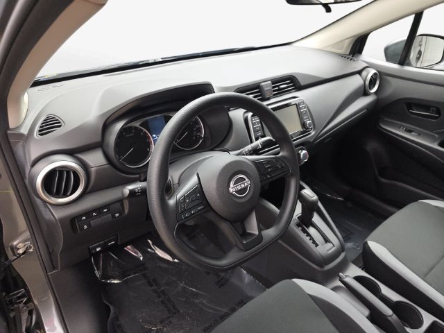 Used 2025 Nissan Versa S w/ Trunk Package FWD image 16