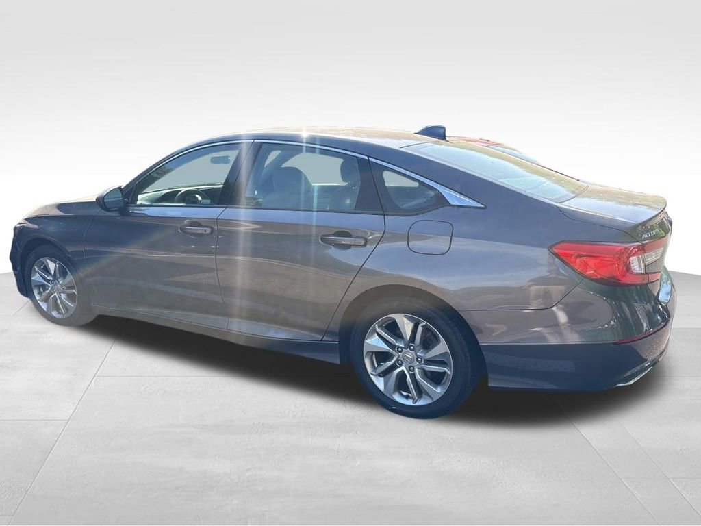 Used 2018 Honda Accord LX image 4