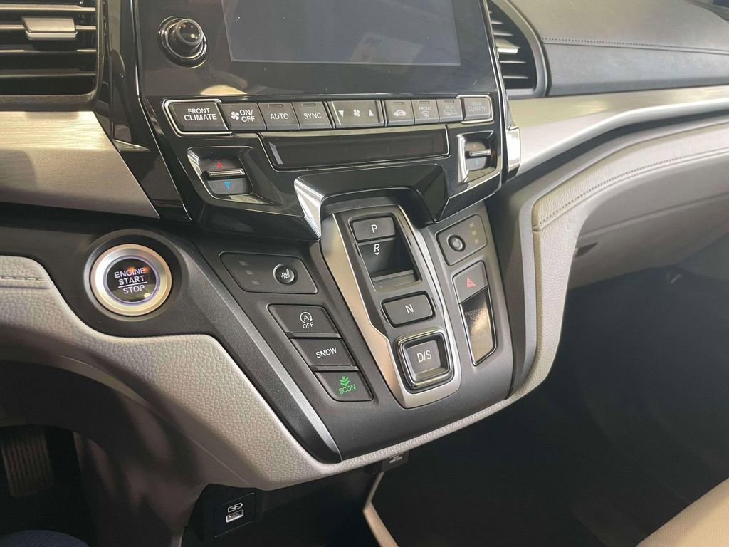 Certified 2024 Honda Odyssey EX-L image 26
