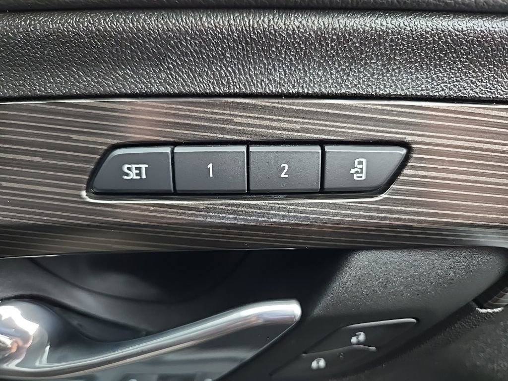 Used 2021 GMC Terrain SLT w/ LPO, Floor Liner Package image 25