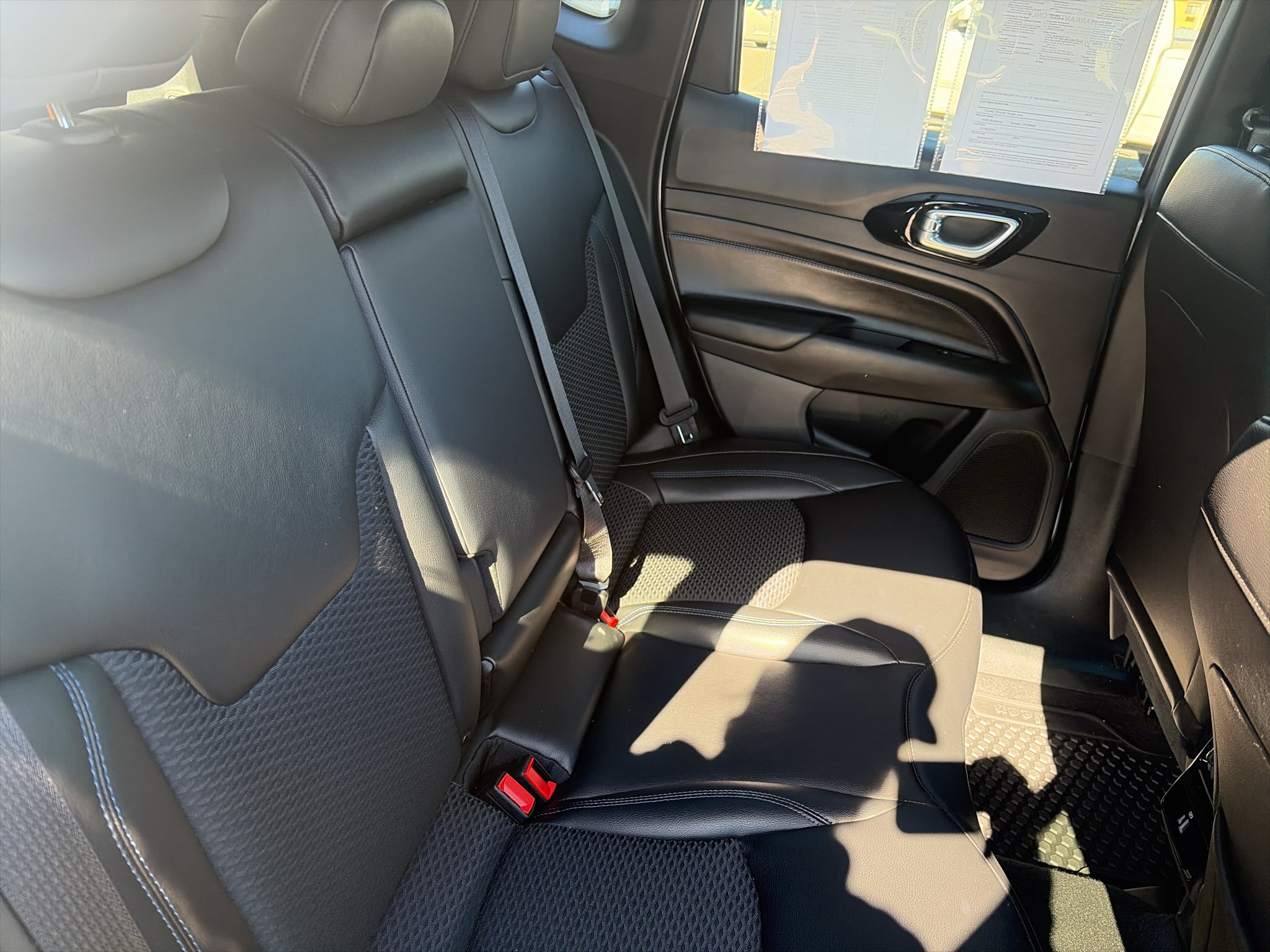 Used 2026 Jeep Compass Latitude AWD/4WD image 20
