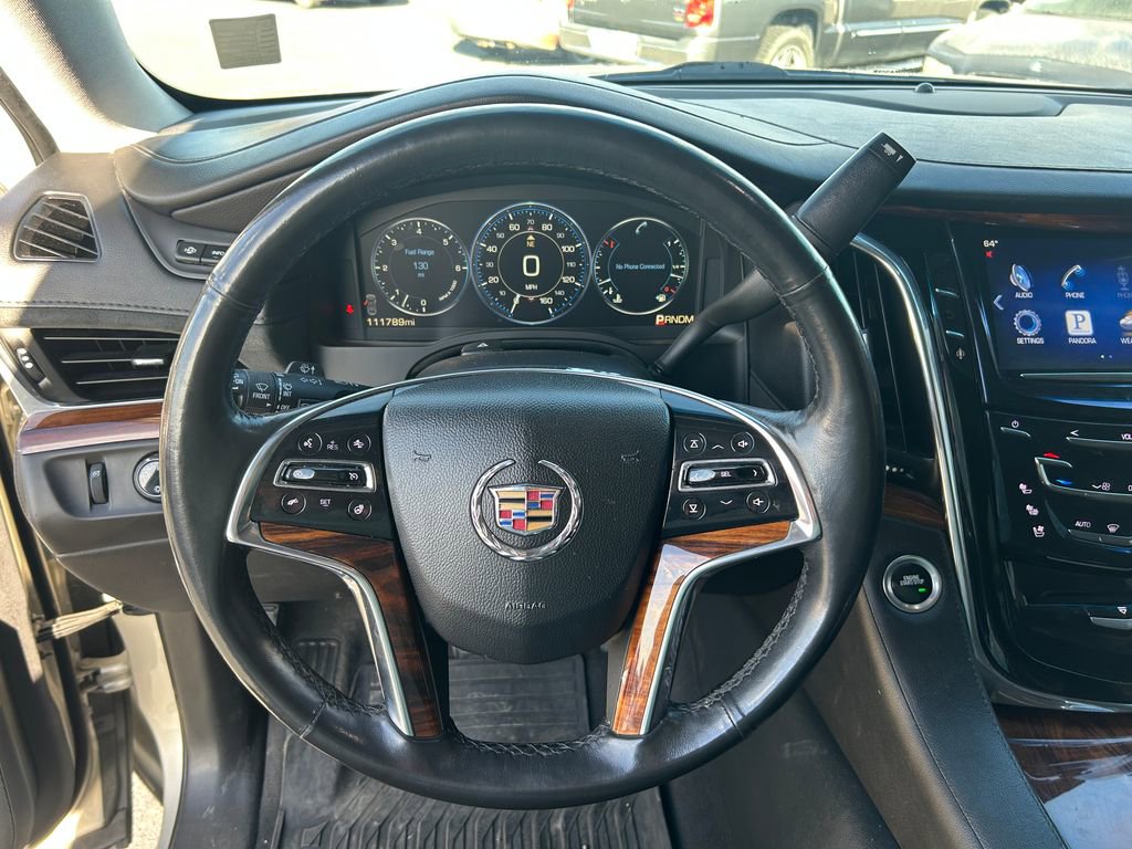 Used 2015 Cadillac Escalade Luxury AWD/4WD image 19