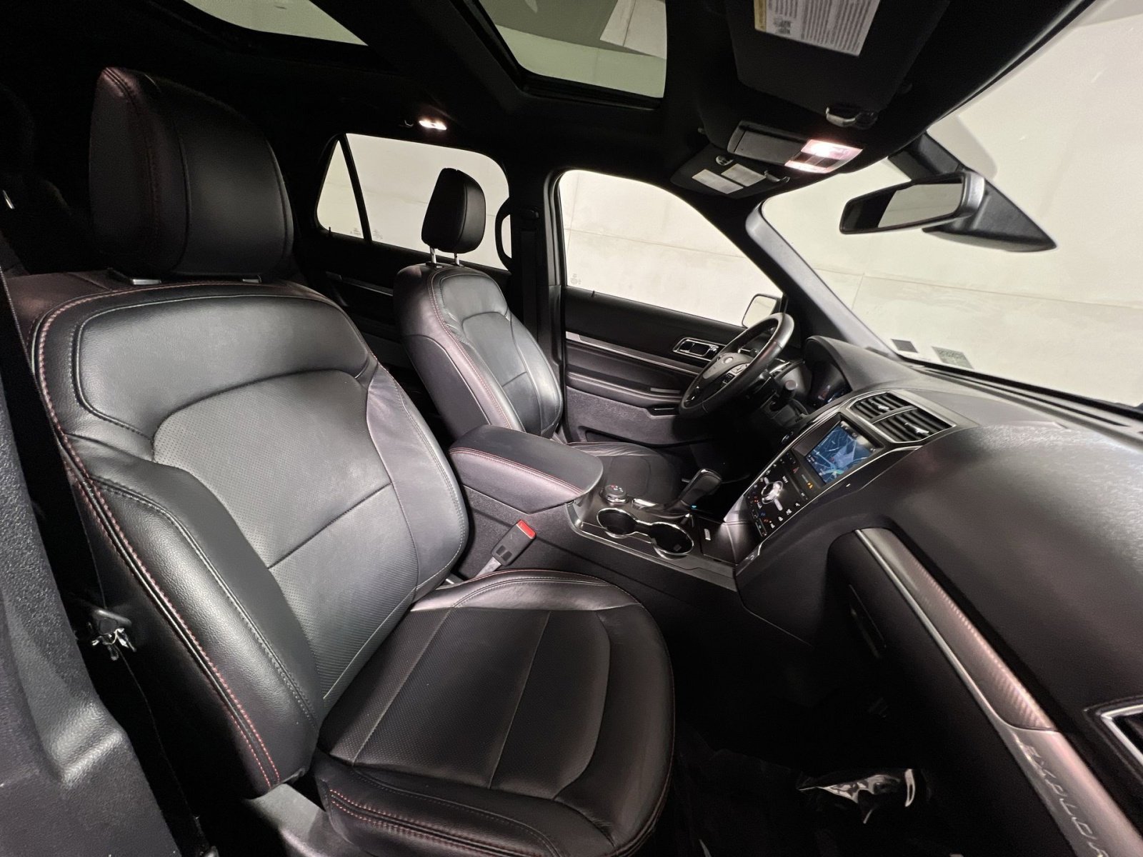 Used 2019 Ford Explorer Sport w/ Equipment Group 401A image 28