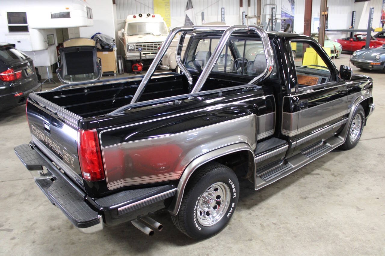 Used 1990 Chevrolet Silverado 1500 2WD Regular Cab image 16