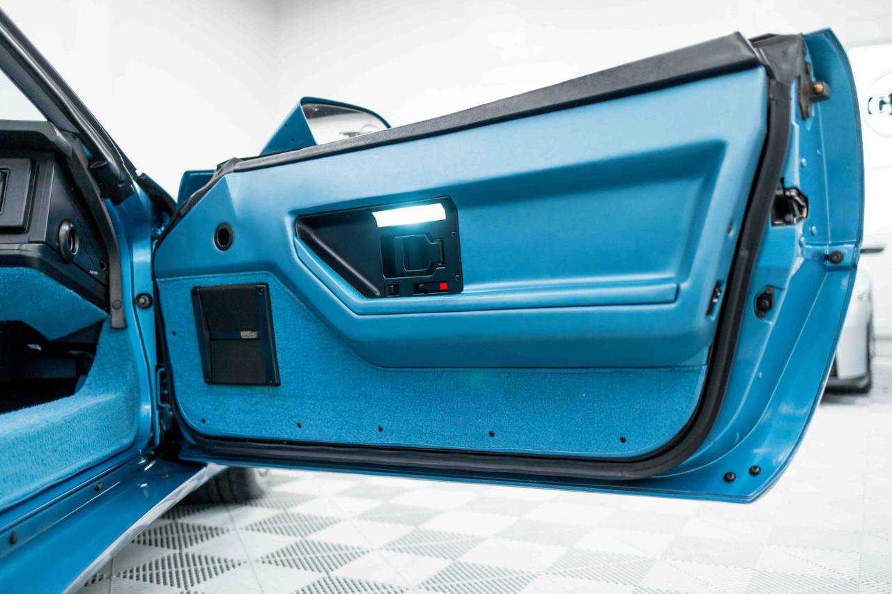 Used 1989 Chevrolet Corvette Convertible RWD image 53