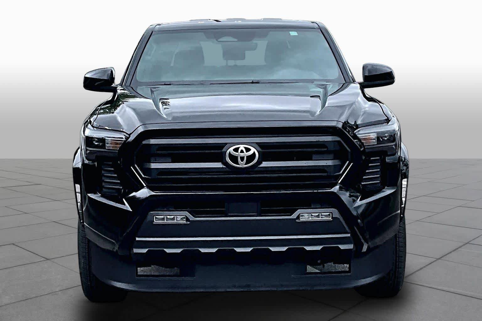 Used 2025 Toyota Tacoma SR5 RWD image 4