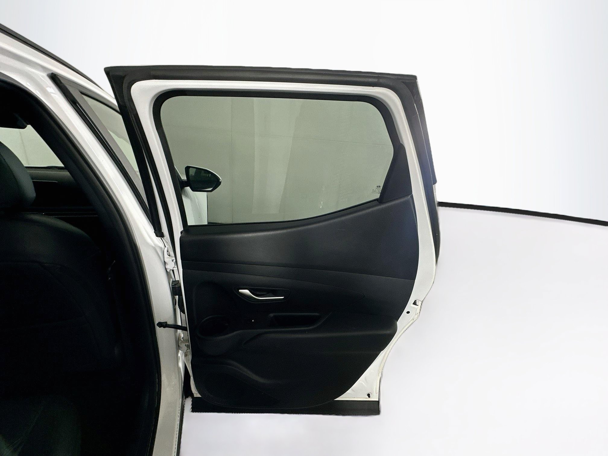 Used 2025 Hyundai Santa Cruz SEL FWD image 29