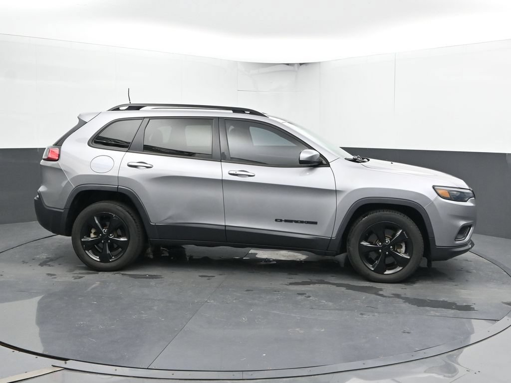 Used 2019 Jeep Cherokee Latitude Plus FWD image 4
