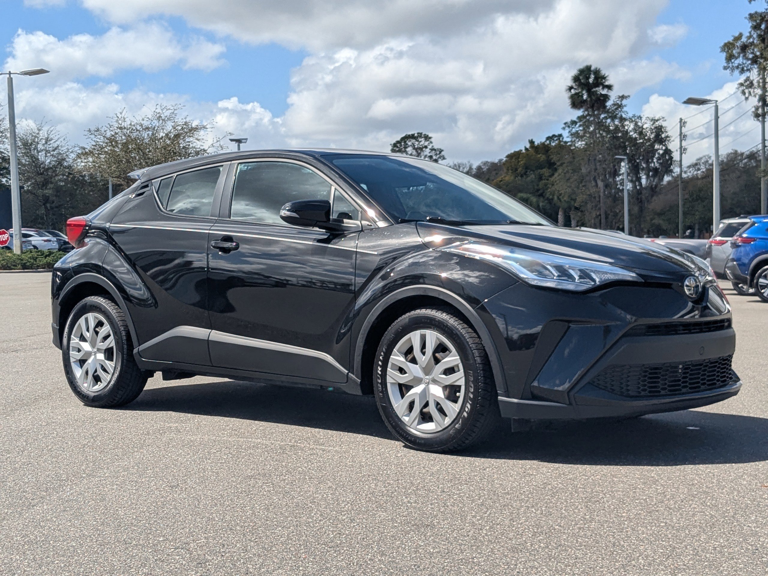 Used 2021 Toyota C-HR LE image 2