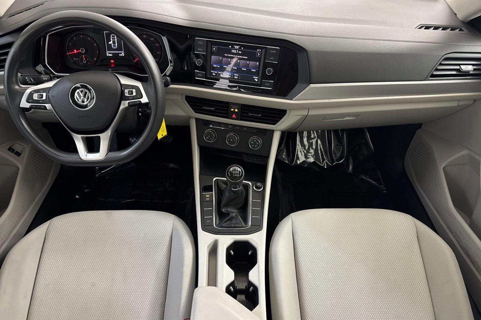 Used 2021 Volkswagen Jetta S w/ Driver Assistance Package image 27