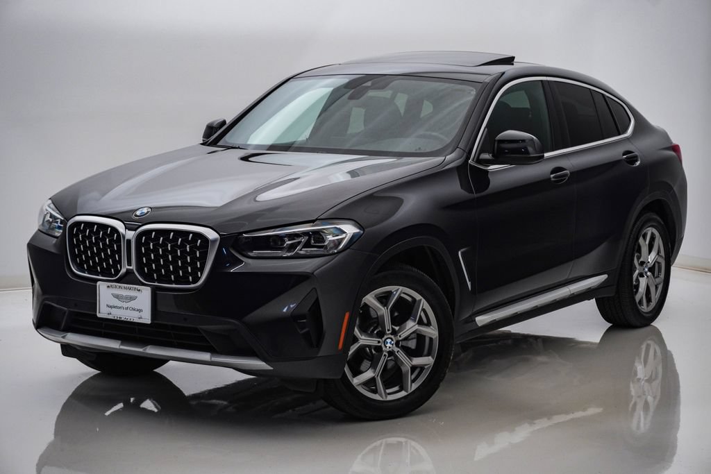Used 2023 BMW X4 xDrive30i w/ Premium Package AWD/4WD image 3