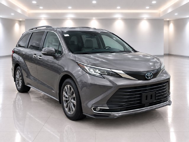 Used 2023 Toyota Sienna XLE w/ XLE Plus Package