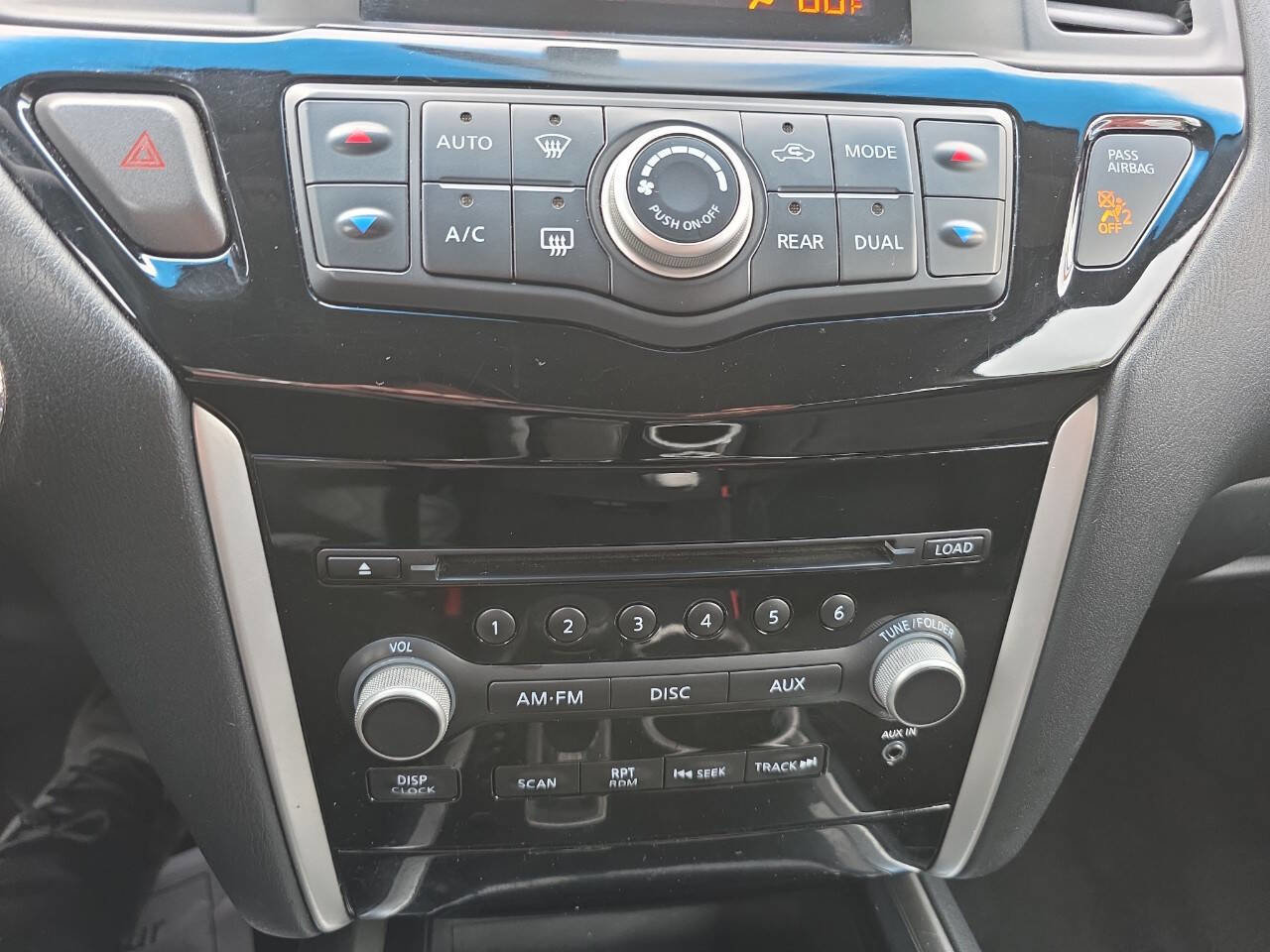 Used 2014 Nissan Pathfinder S AWD/4WD image 15