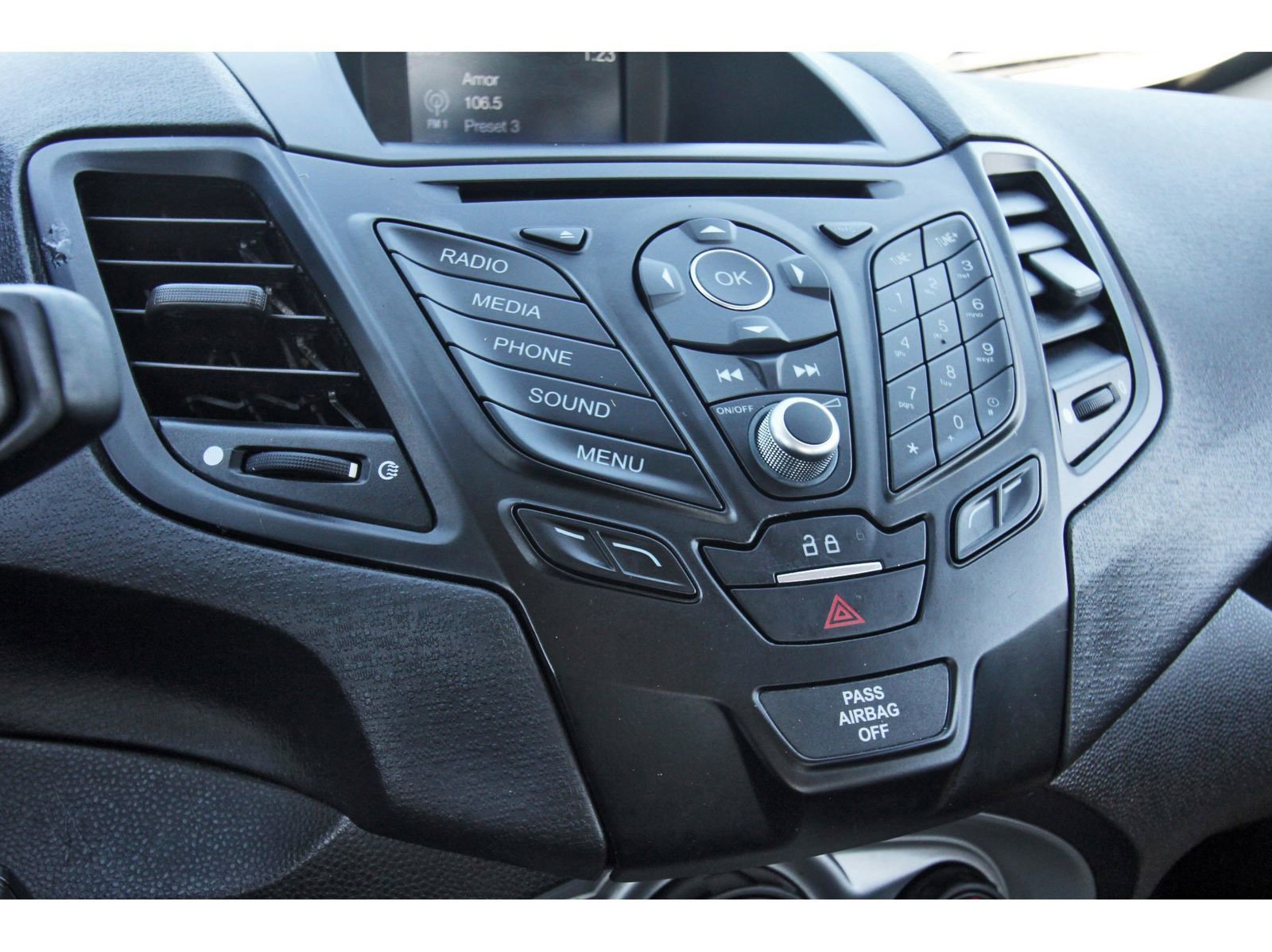 Used 2019 Ford Fiesta SE image 27