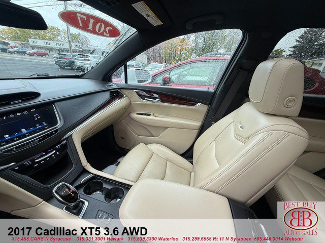 Used 2017 Cadillac XT5 Luxury w/ Driver Awareness Package AWD/4WD image 25