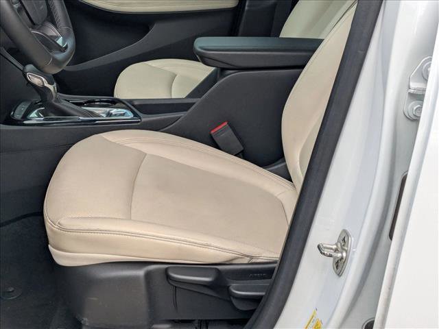 Used 2024 Buick Encore GX Sport Touring image 15