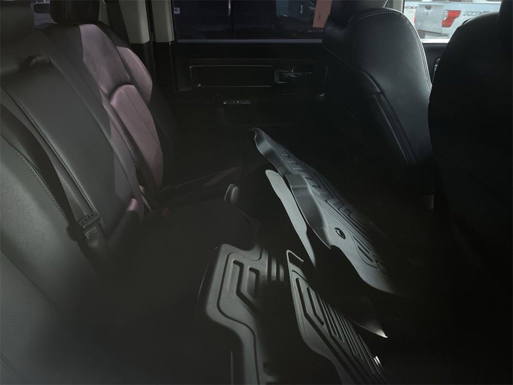 Used 2018 RAM 3500 Laramie image 11
