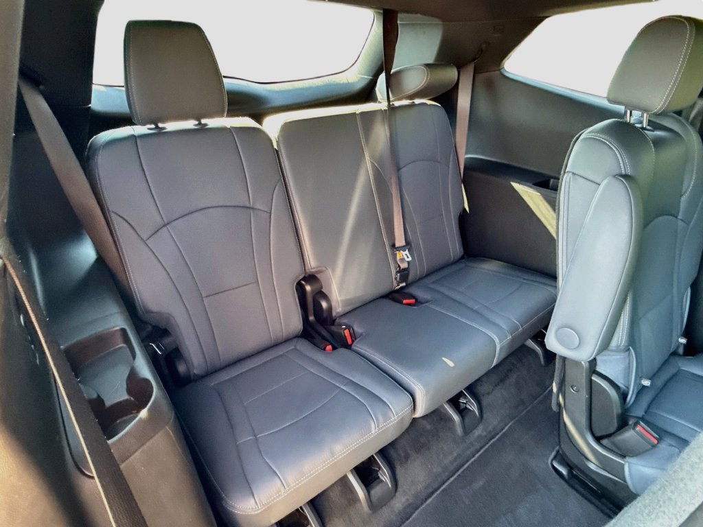 Used 2023 Buick Enclave Essence w/ Experience Buick Package AWD/4WD image 33