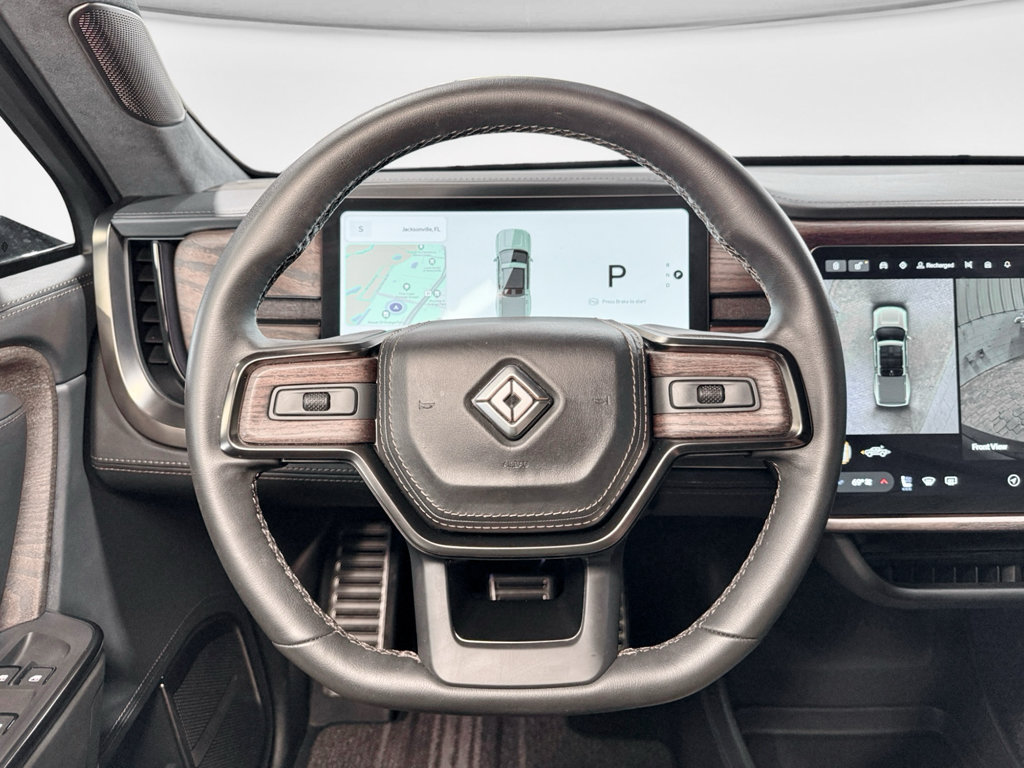 Used 2026 Rivian R1T Premium Quad AWD/4WD image 8