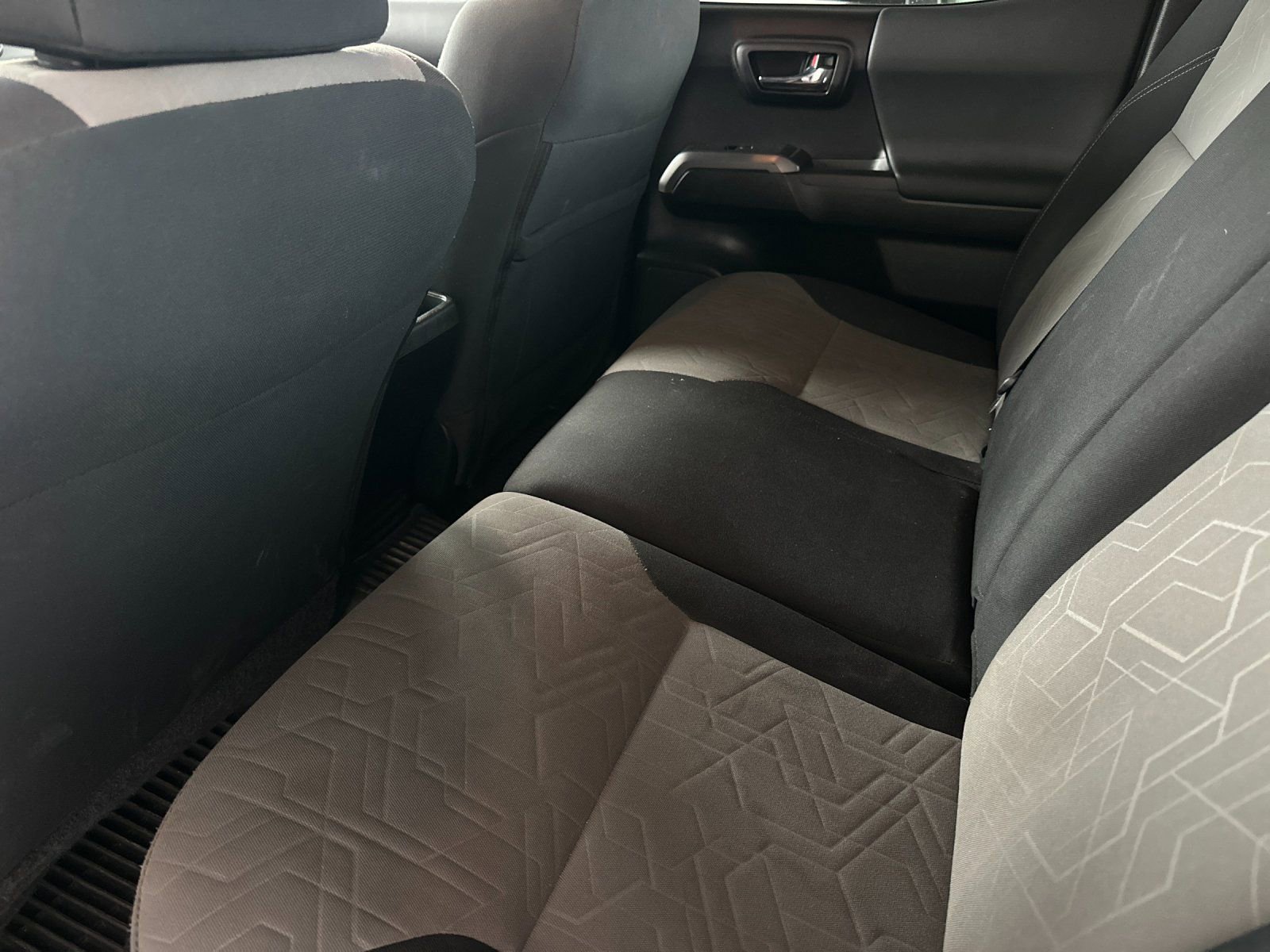 Used 2023 Toyota Tacoma TRD Off-Road AWD/4WD image 11