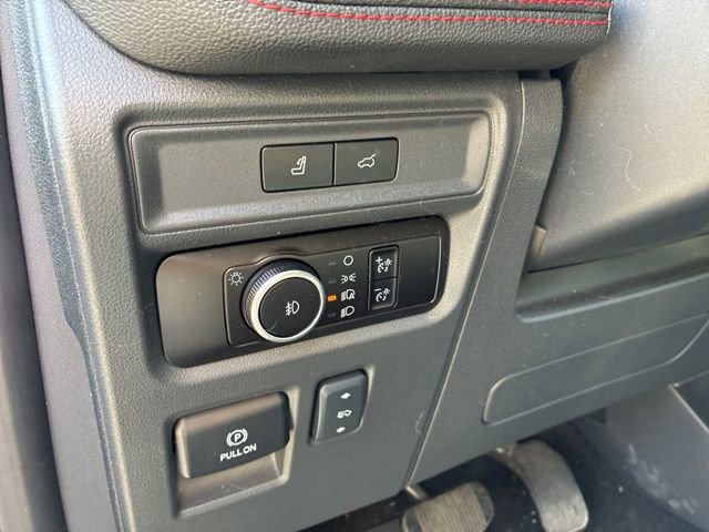 Used 2023 Ford Expedition Limited AWD/4WD image 8