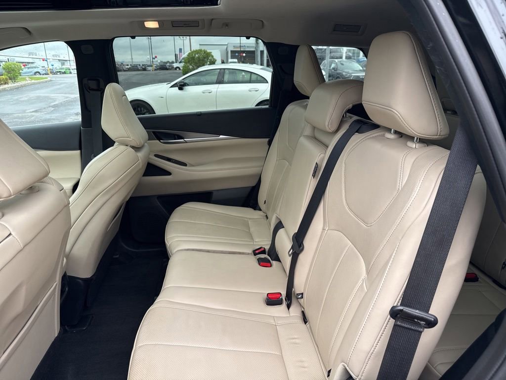 Certified 2023 INFINITI QX60 Luxe w/ Cargo Package AWD/4WD image 26