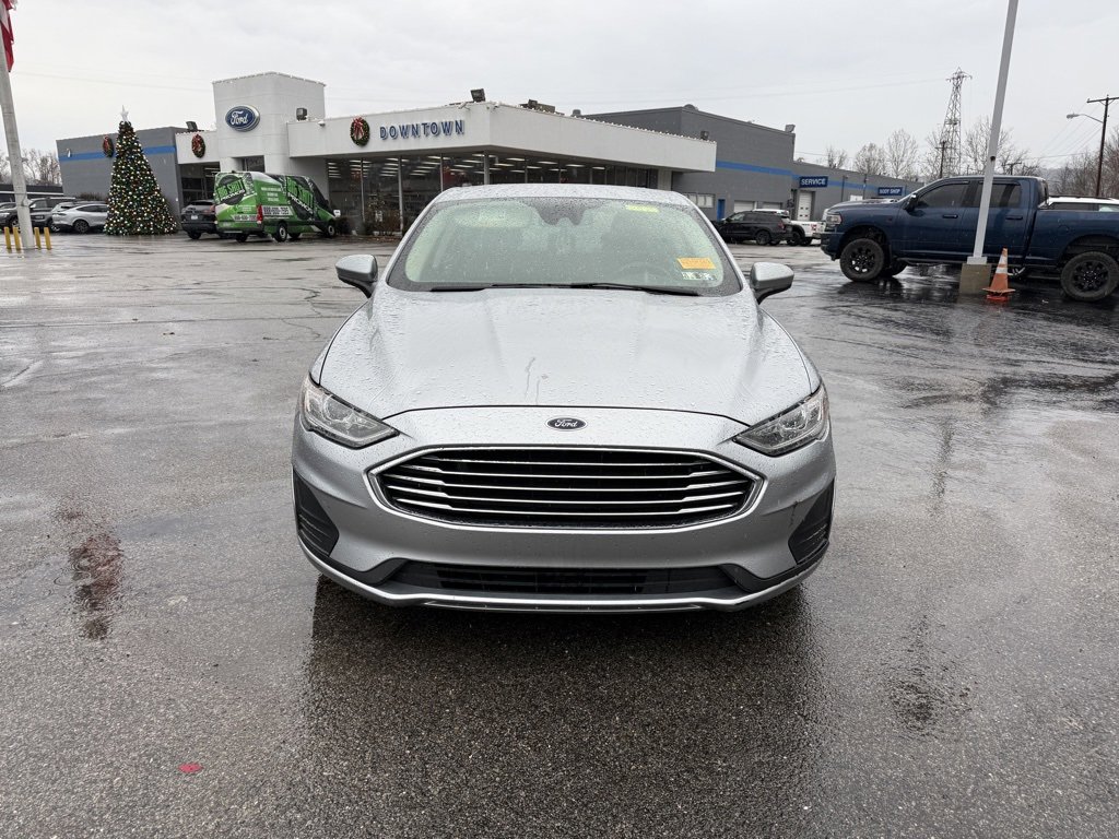 Used 2020 Ford Fusion SE image 4